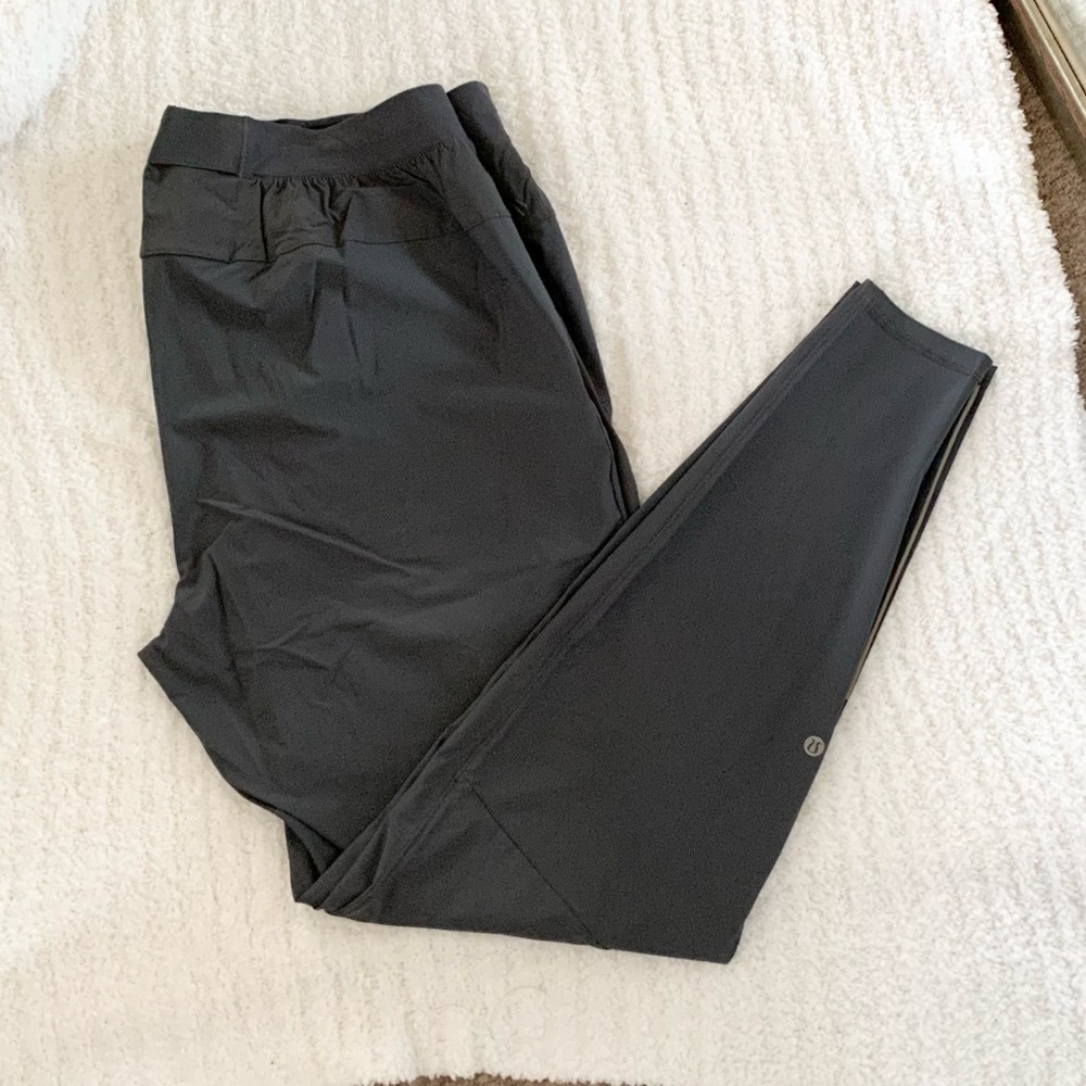 1102.♎️Lululemon men surge hybrid pant